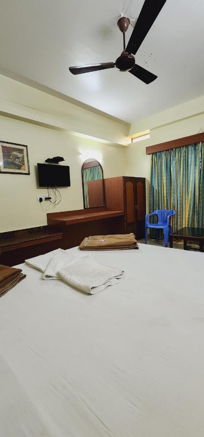 Hotel Shakuntala Palace Puri Ngoại thất bức ảnh
