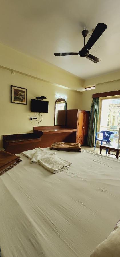 Hotel Shakuntala Palace Puri Ngoại thất bức ảnh